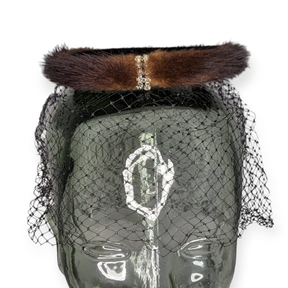 Vintage Fur with Net Veil and Rhinestone Accent Fascinator - Picture 1 of 10